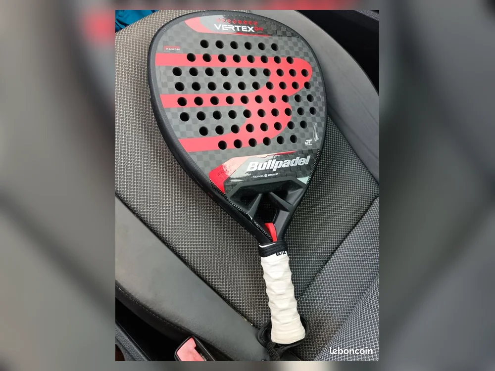 Foto de cliente de Bullpadel Vertex 04 2025